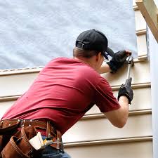 How To Choose The Right Materials for Your Siding Installation in 'Drain, OR